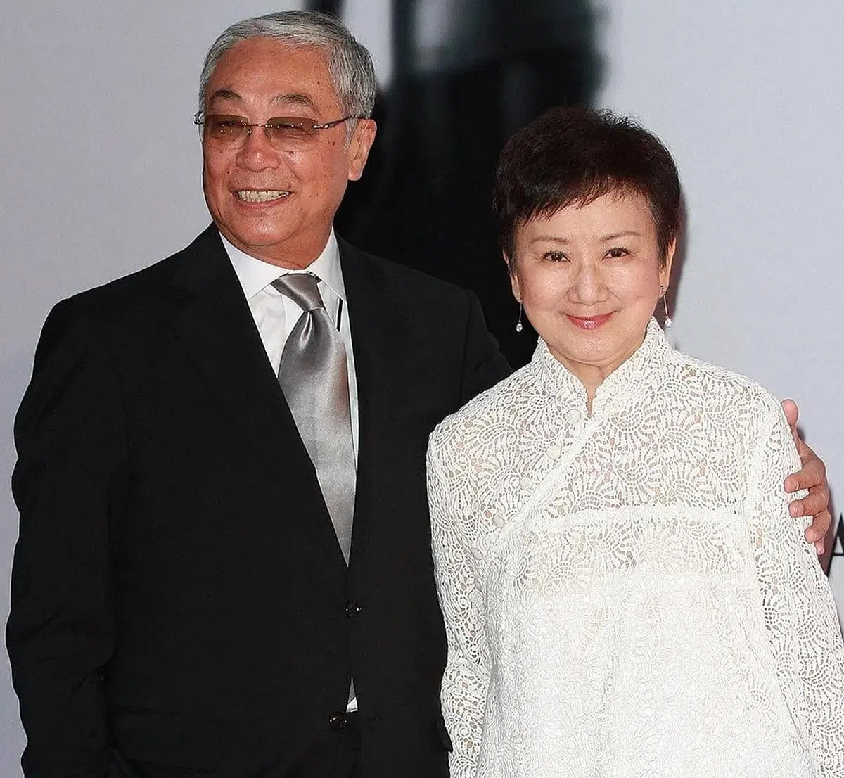 曾江与太太焦姣。（互联网）