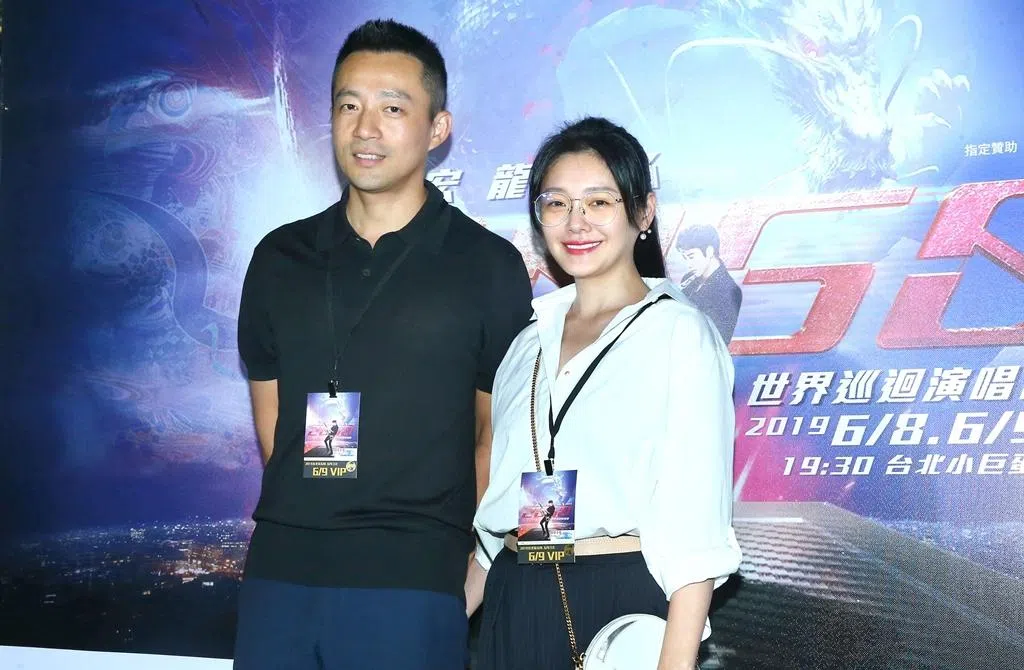 为了避免被汪小菲（左）独占，具俊晔会在继承遗产后建立信托制度，以帮助大S的两名子女。（互联网）