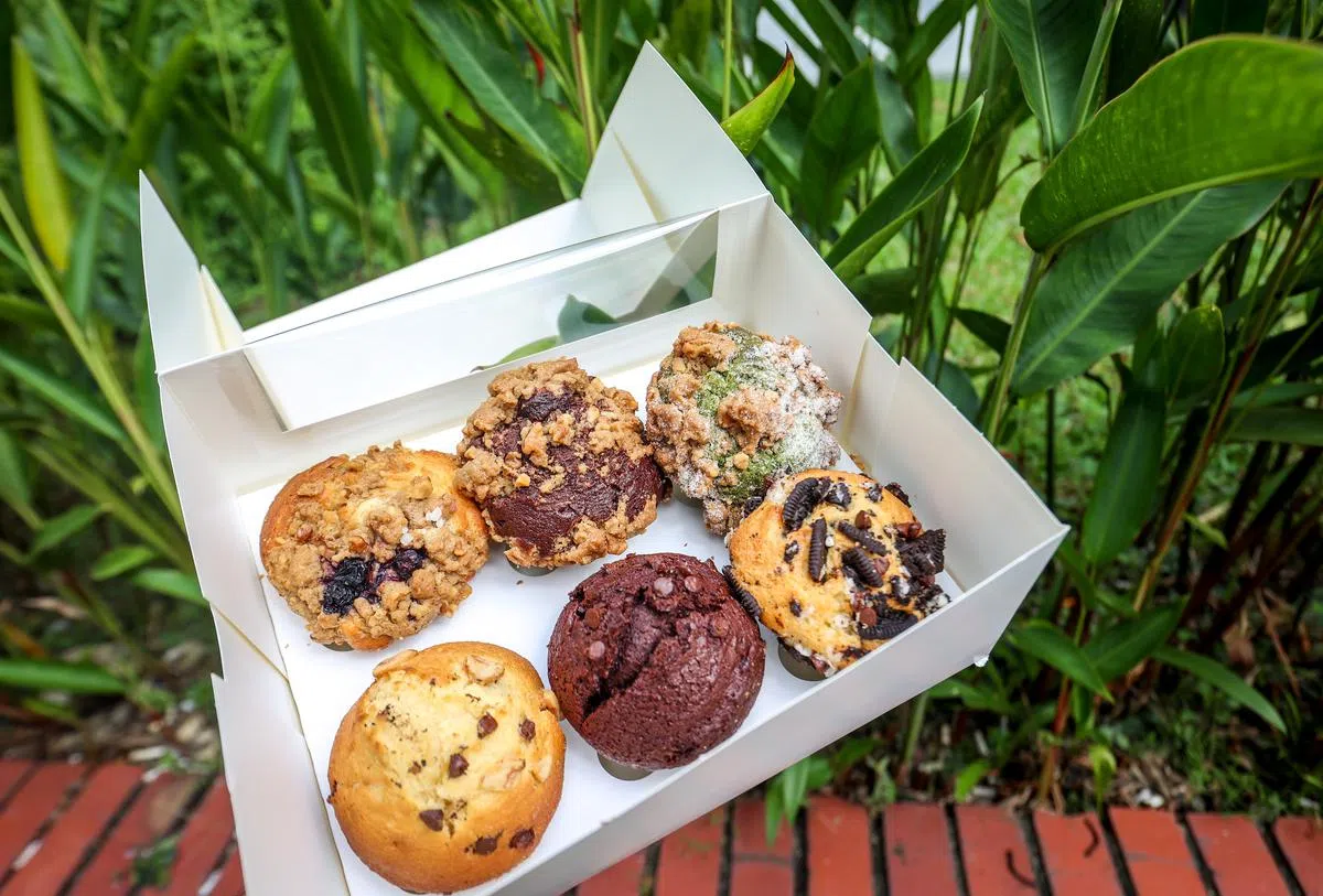 来，吃不完带走！（摄影 / 叶振忠）