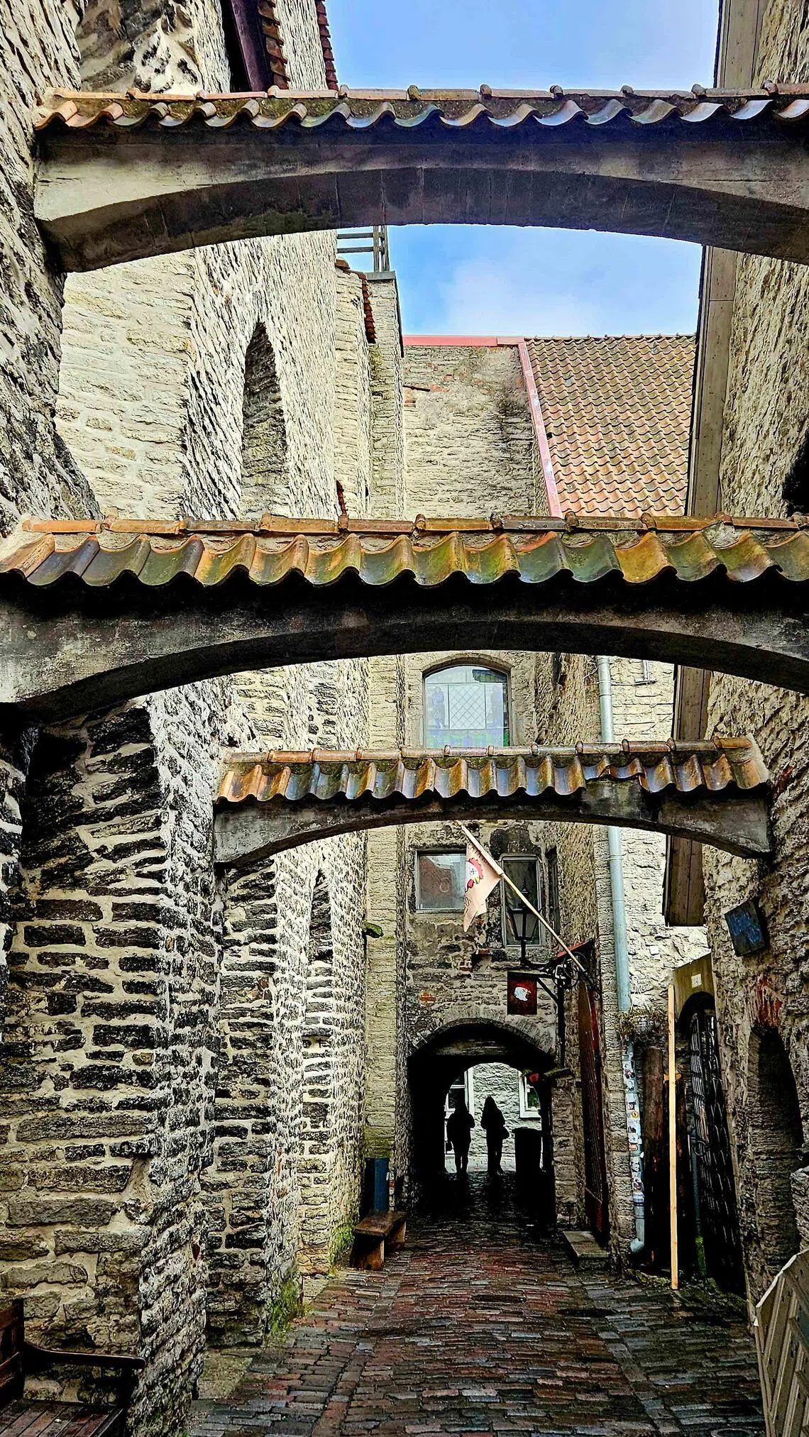 圣凯瑟琳小巷充满怀旧氛围。（客桑摄）