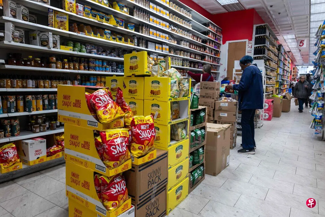 美媒报道物价大幅上涨驳斥特朗普通胀下降说法| 联合早报