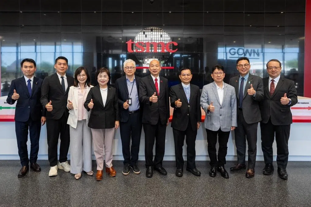 韩国瑜一行抵达凤凰城了解台企赴美投资