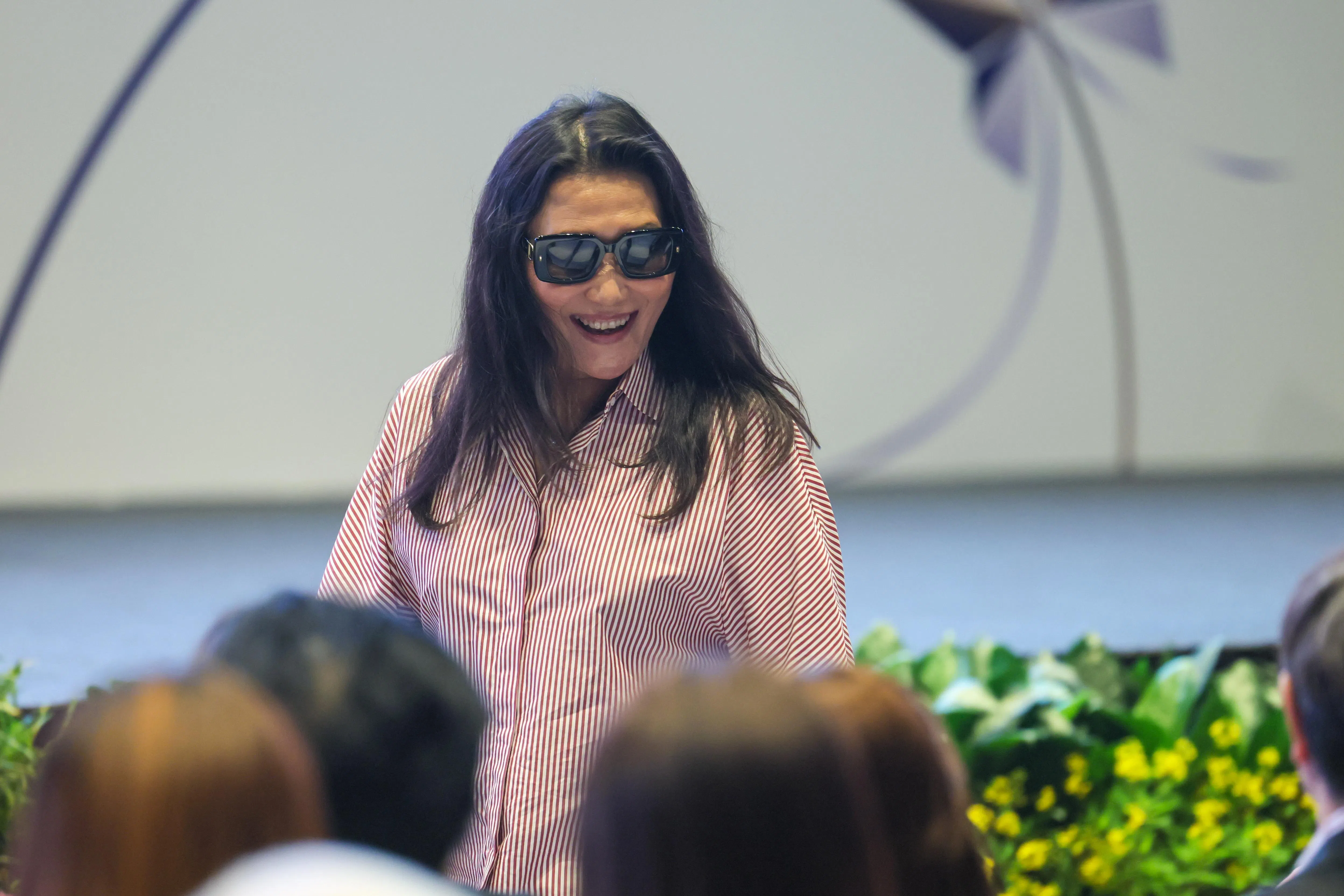 独自抚养女儿谷爱凌的谷燕，也是女儿的经纪人。她星期一也在到场支持女儿。（张俊杰摄）