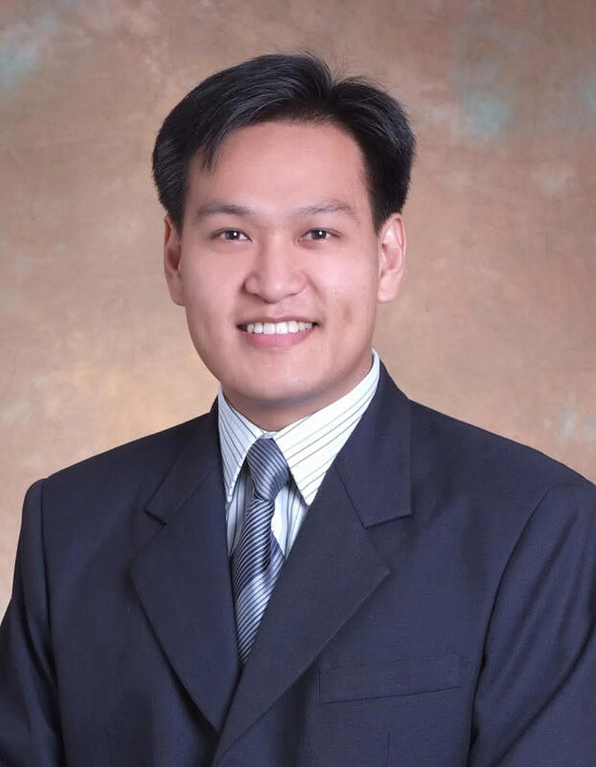 张保罗说：“这个消息肯定对英伟达股价不利。但是目前抛售可能是过度反应，因为英伟达仍有可能获得有关的出口许可证。”（辉立Nova提供）