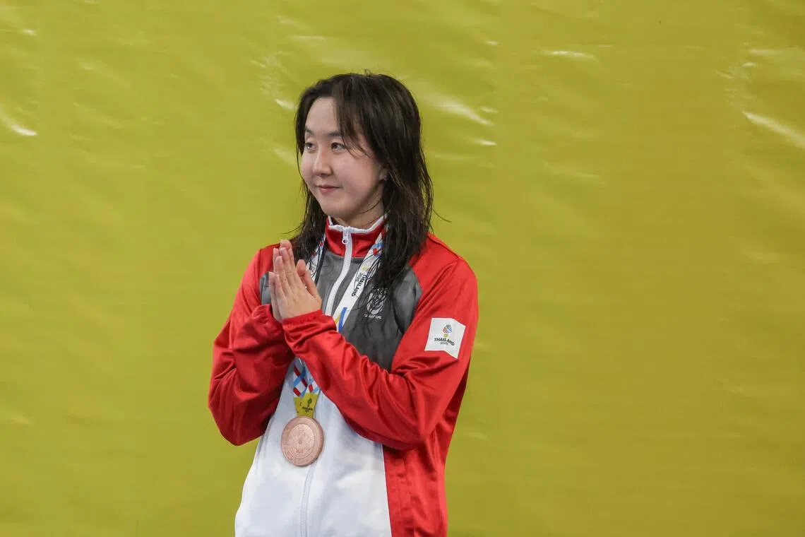 柯家小妹柯敬文无缘在女子200米蝶泳达成东运会五连冠，感到非常失落。（白艳琳摄）