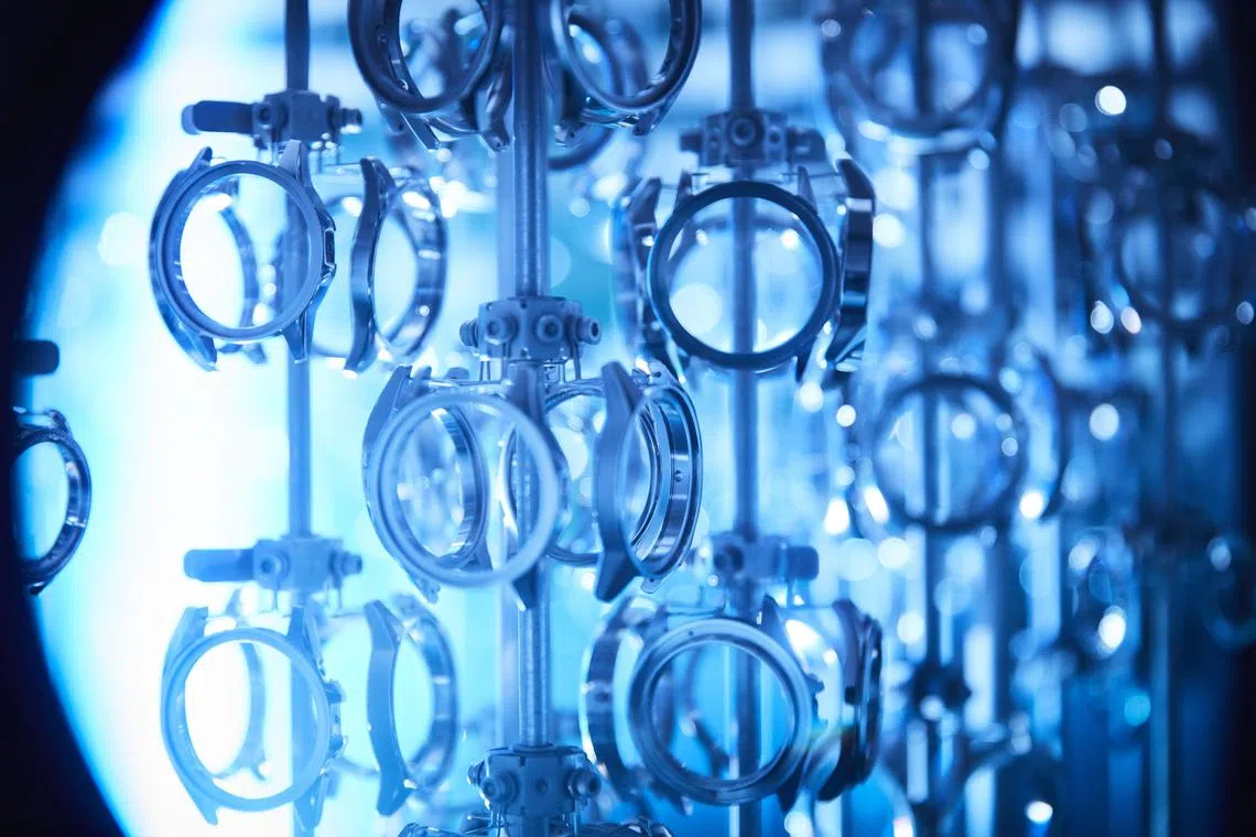 结合Duratect与高级钛材的Super Titanium™，比不锈钢坚硬至少五倍，却更轻盈。（西铁城提供）