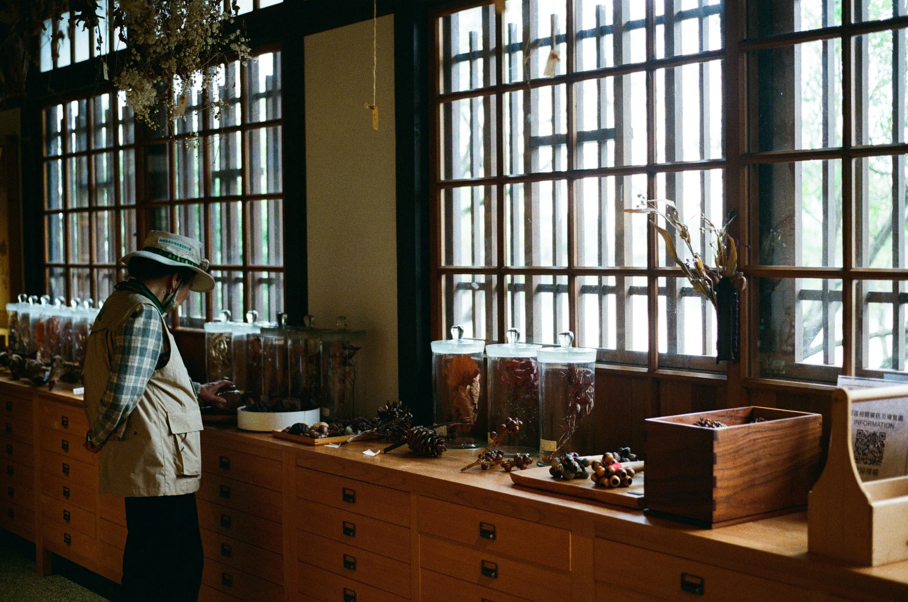 种子屋的义工阿姨。（李心仪摄）