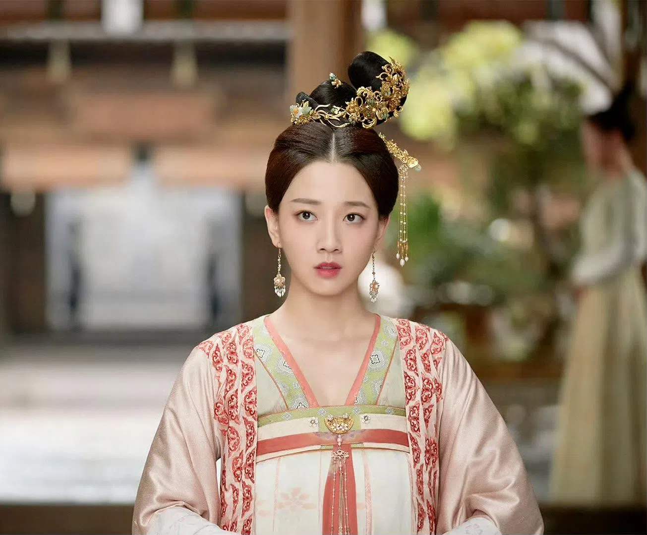 马梦唯饰的女婢雨奴（图）被长公主派到裴家，目的是离间琉璃和裴行俭的夫妻情。（互联网）