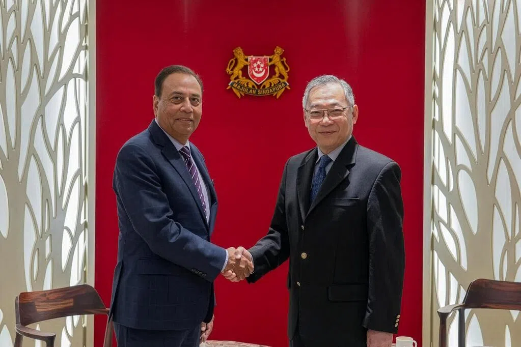 颜金勇与美国驻新加坡大使辛哈会面 讨论能源领域合作意愿