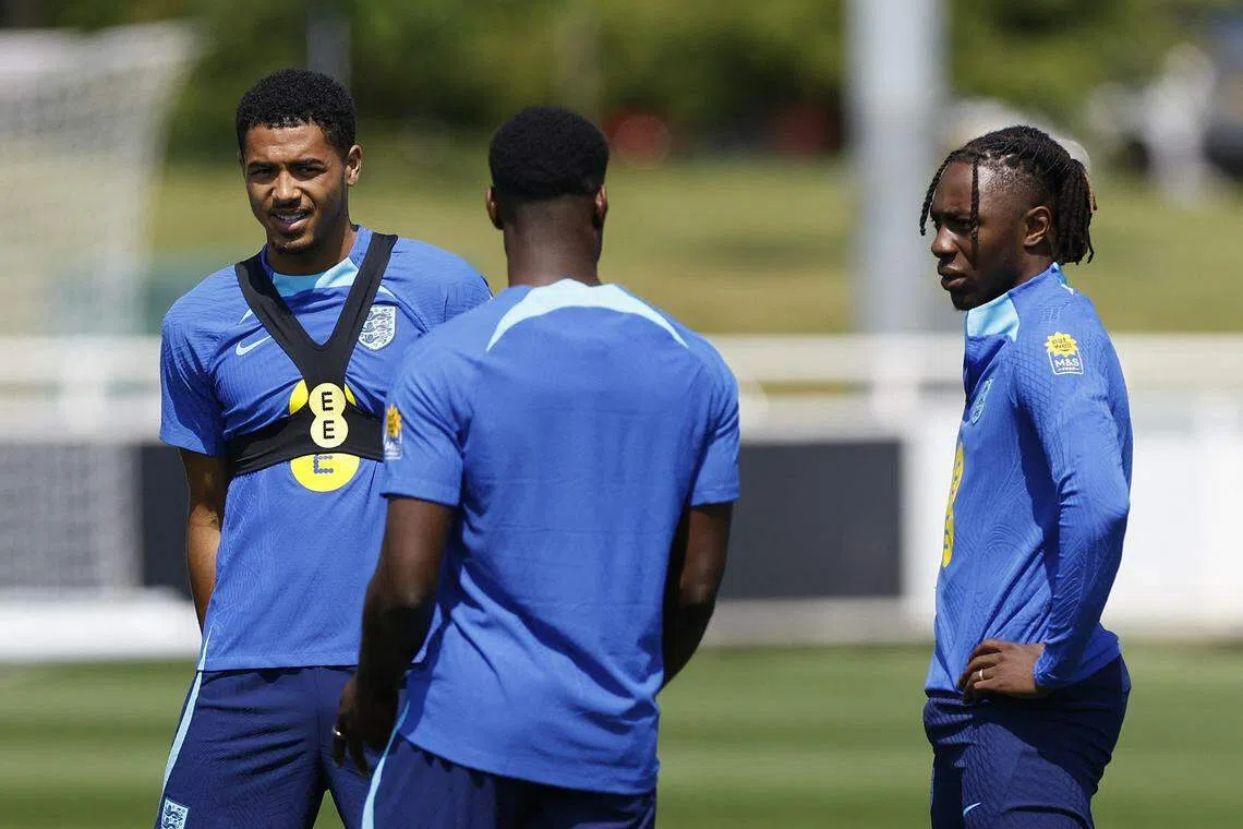 克尔维尔（左）已经进入过英格兰国家队大名单。（路透社）