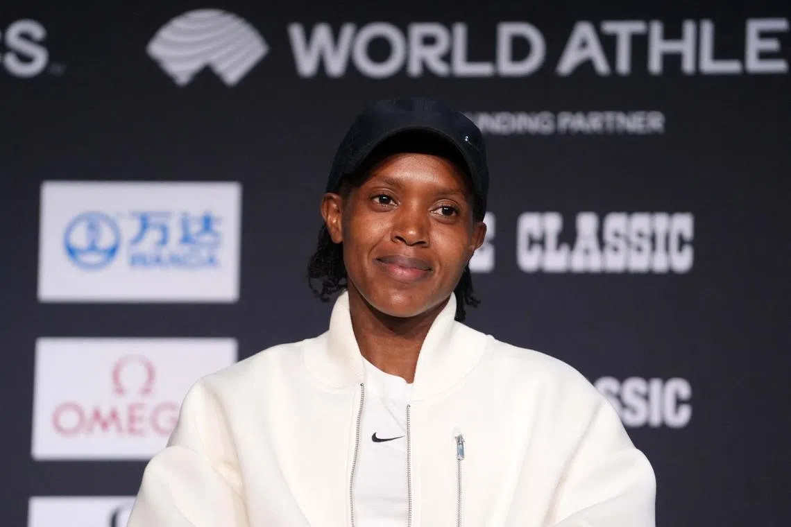 费思认为，自己虽然已经拿到了不少奥运和世锦赛奖牌，但一英里“破四”的目标还是激励着她刻苦训练。（路透社档案照片）