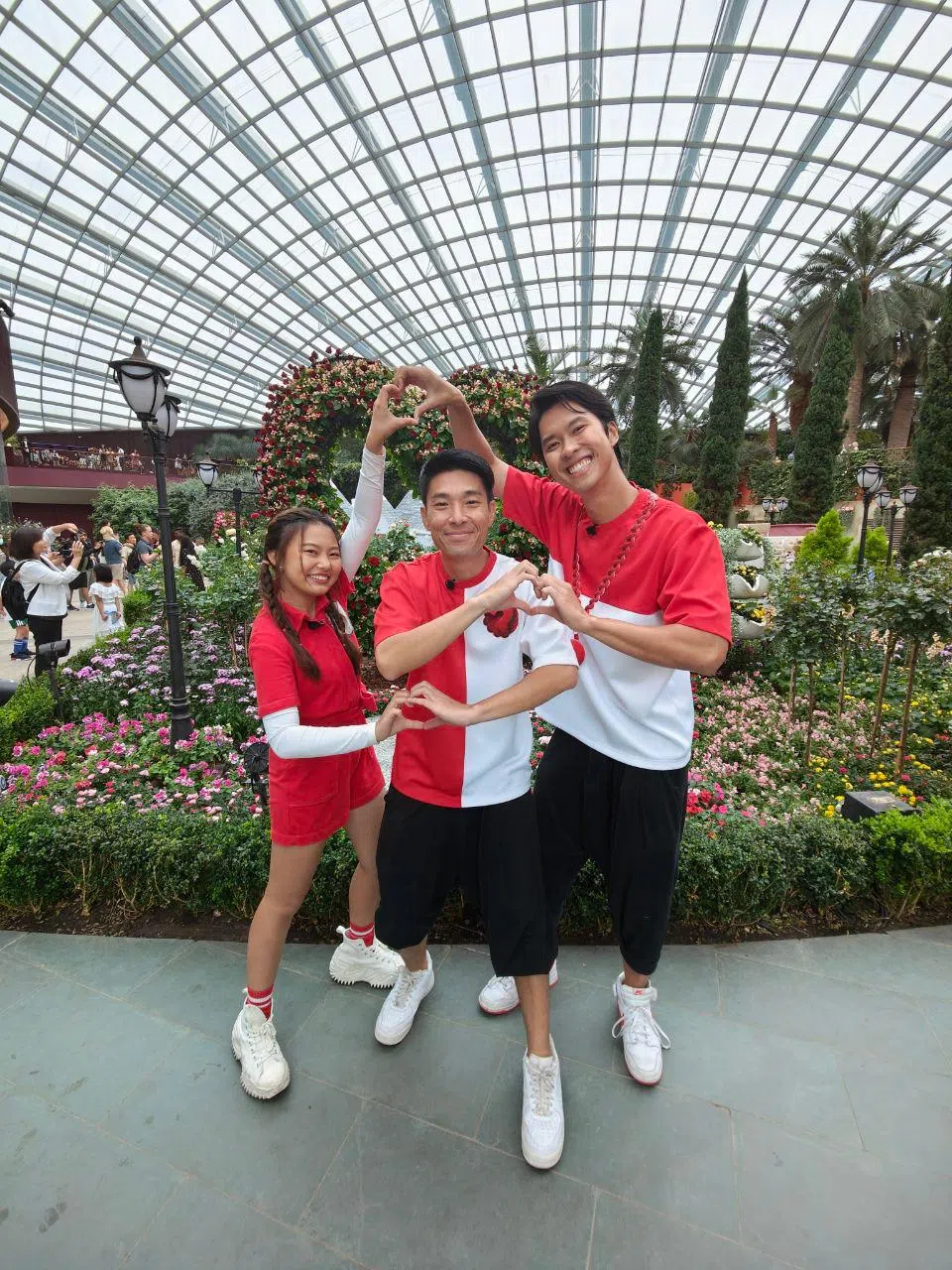 郭慧萱（左起）感谢搭档杨志龙和郭坤耀对她的耐心和包容。（郭慧萱提供）