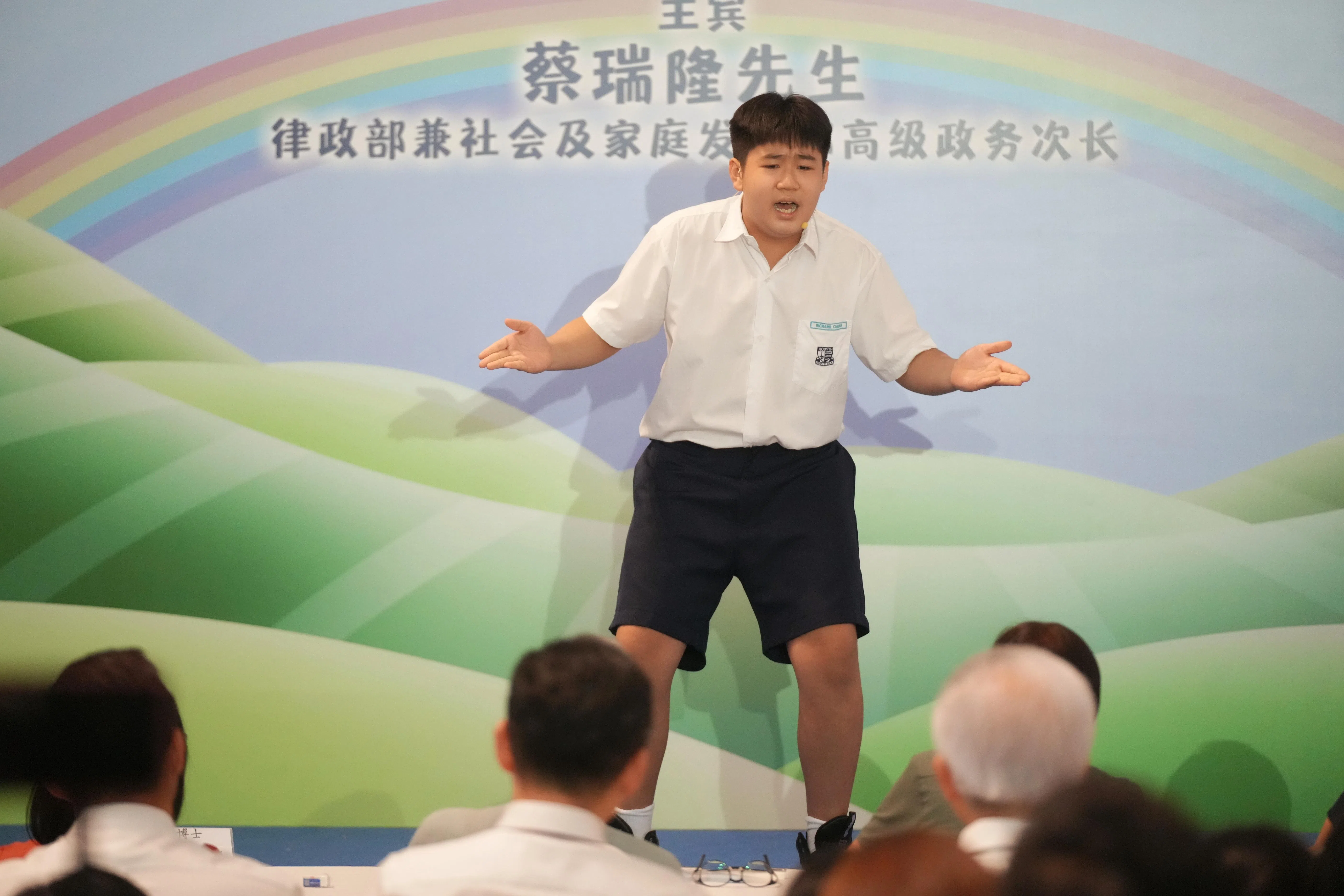乐赛学校的蔡镇鸿以“阿嬷的心愿”参赛，纪念过世的阿嫲，以另一种形式完成她的愿望。（谢智扬摄）