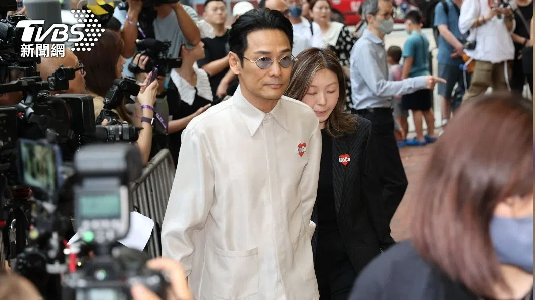 杜德伟憔悴现身李玟追思会。（互联网）