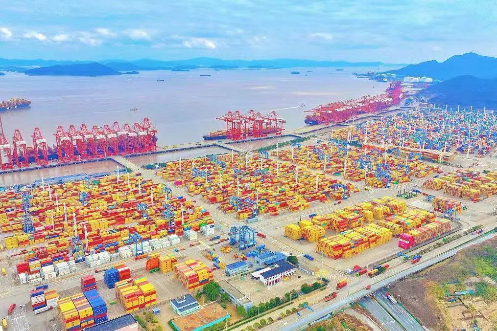 中国对美发起两项贸易壁垒调查