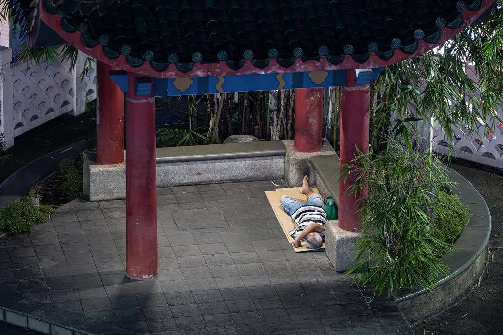 去年496人因与亲友关系破裂等露宿街头 较2022年略减