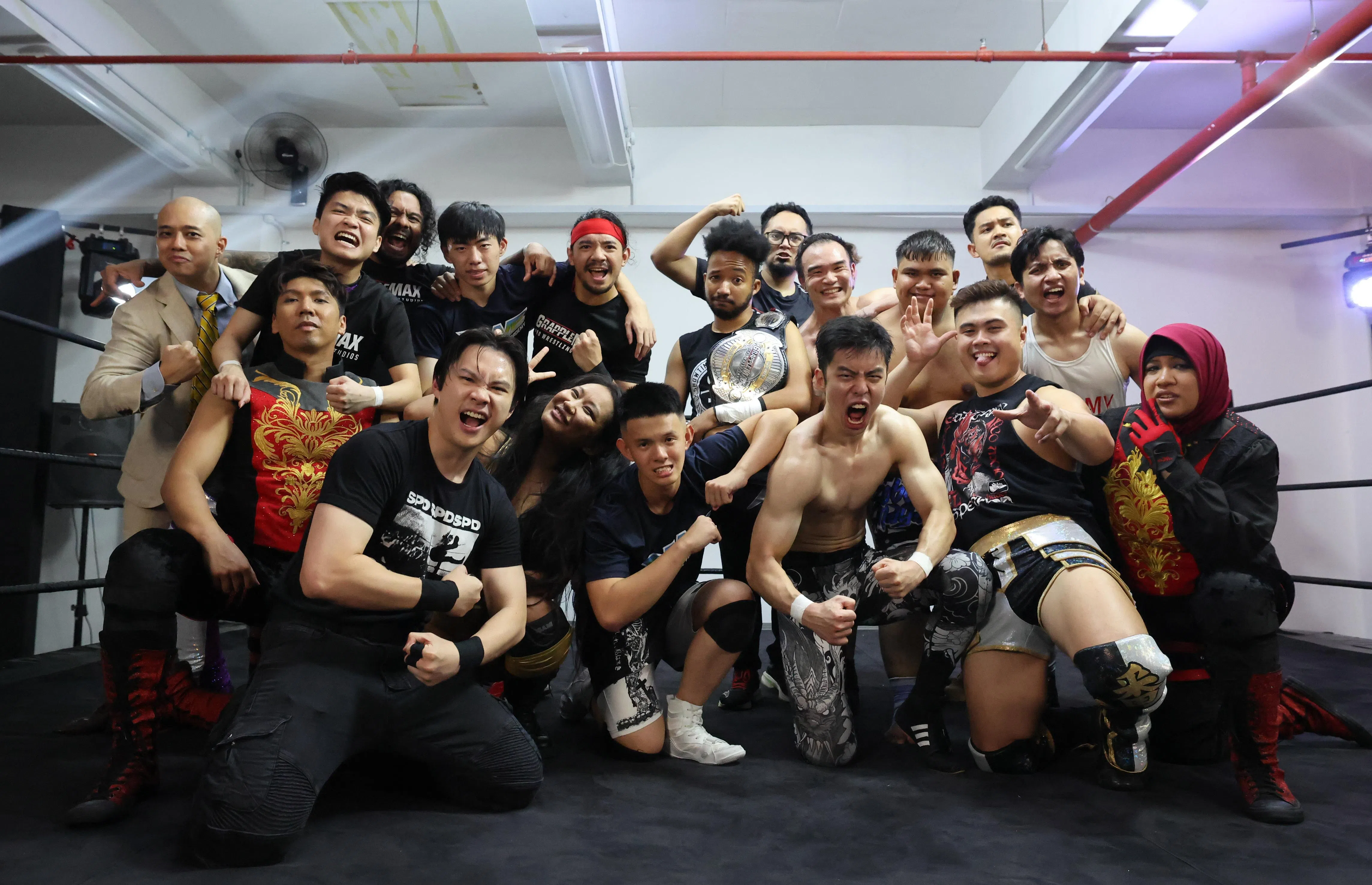 GrappleMax现有30至40名志愿员工，大家为热爱而来，受社群驱动做贡献。（梁麒麟摄）