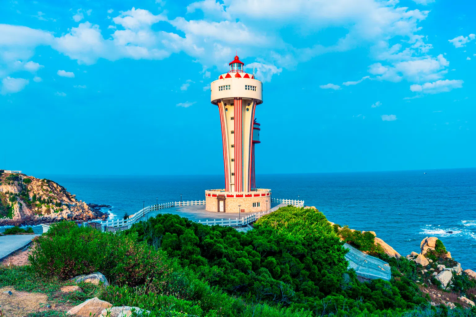 福州寻根寻闽味时，不妨到南澳岛享受碧水蓝天的环抱。（Getty Images）
