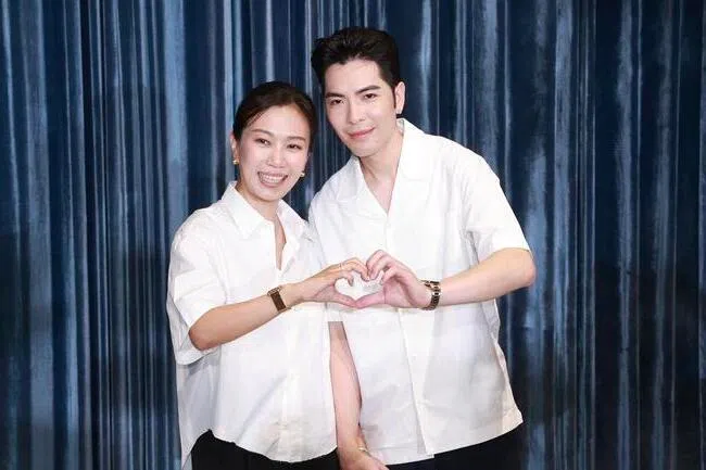 右手肌腱撕裂痛到拿不起汤匙 萧敬腾自责和Summer道歉