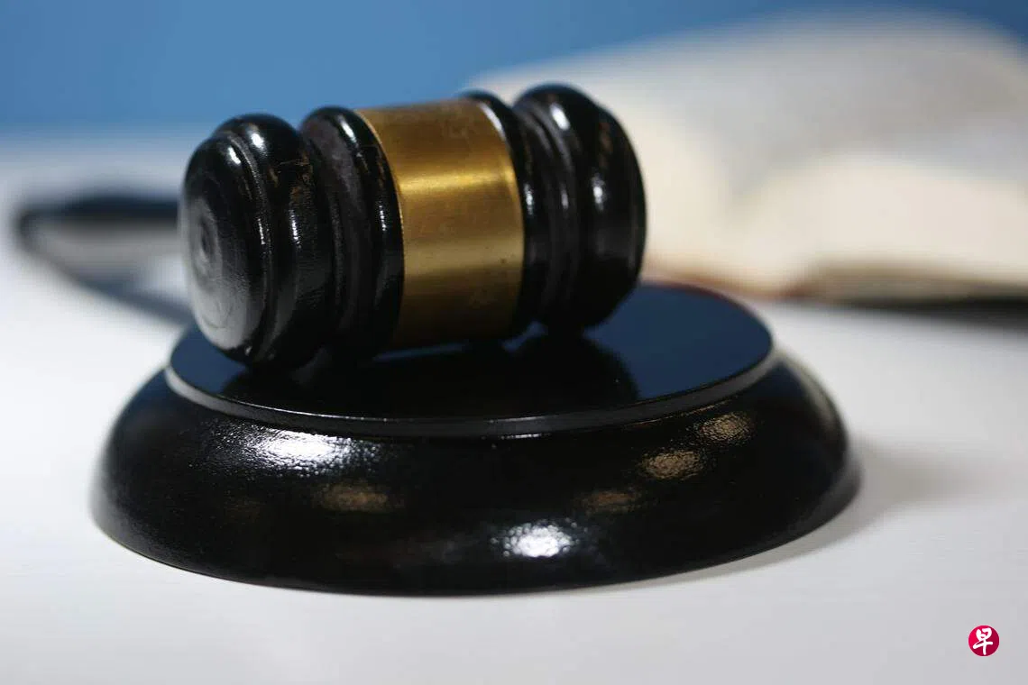 涉找人代买三栋东海岸路私宅中国富商潜逃七年返新被捕| 联合早报