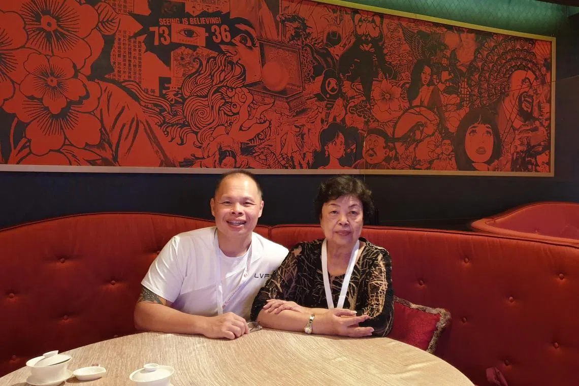 詹资才感激母亲林素珍一直很支持他的烹饪事业。（受访者提供）
