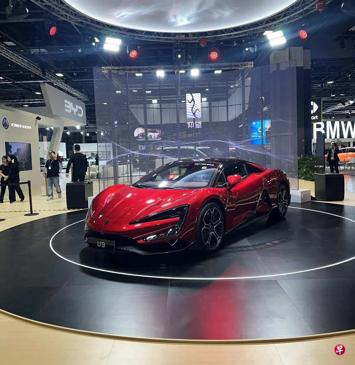 2025新加坡车展开幕电动混动车型占比创新高| 联合早报