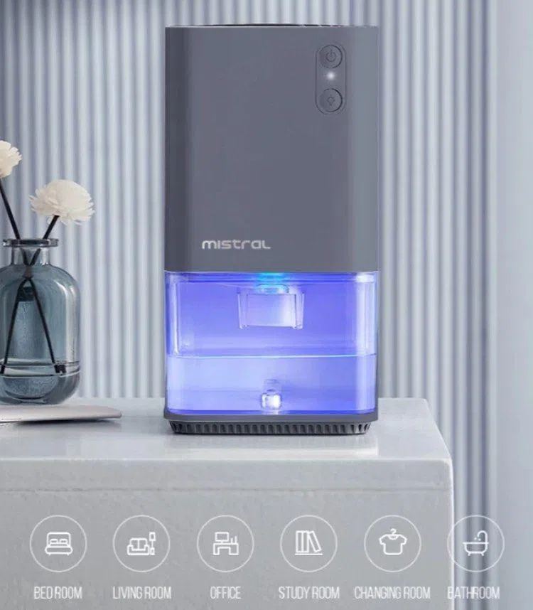 Mistral桌面式除湿机在水箱水满时，会自动关闭断电。（商家提供）