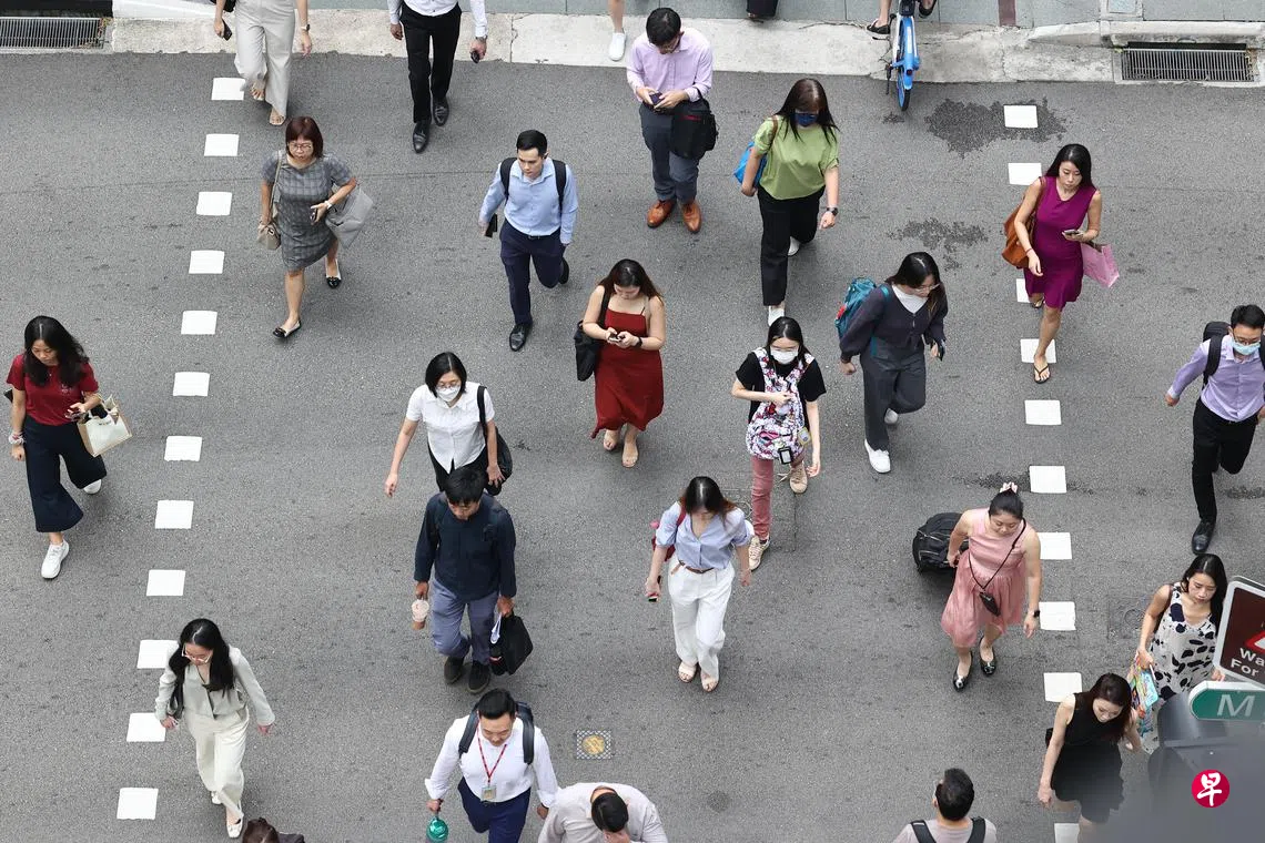 华社篇】政府支持不减民间使用不辍华语发展不应太悲观| 联合早报