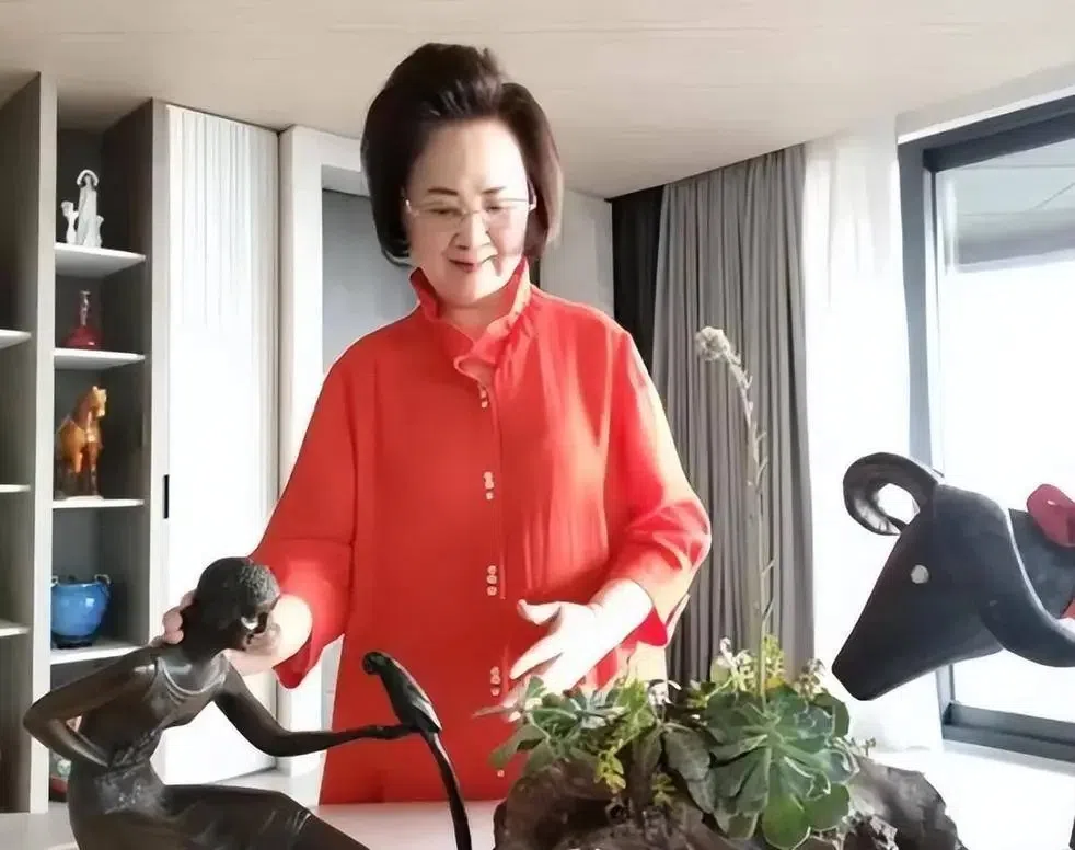 琼瑶豪宅内景一瞥。（互联网）
