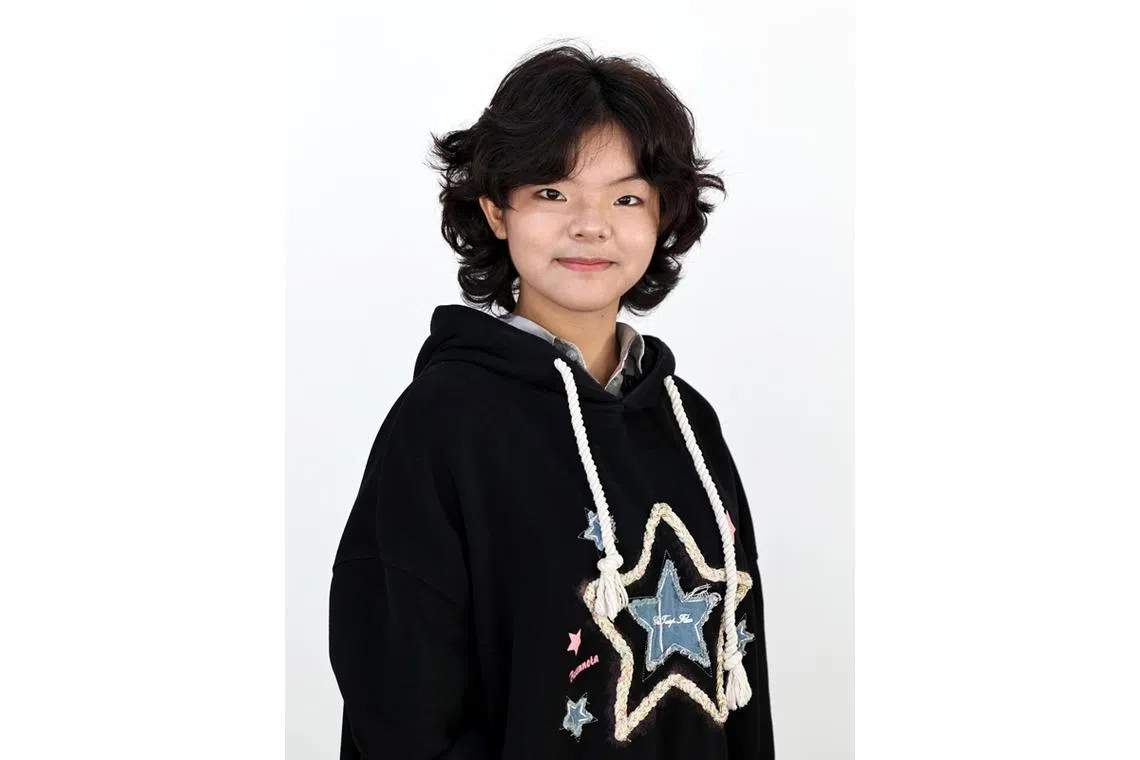 何陈思蕊认为写作可以让她在日常生活中，挖掘独特事物来表达情感。（龙国雄摄）