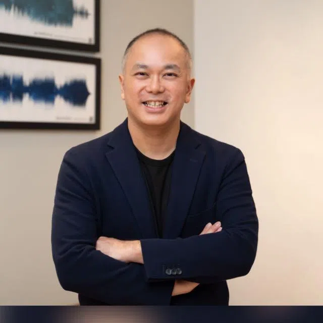 邓俊业医生：人们普遍认为深静脉血栓只发生在腿部，实际上其他部位的深静脉也可能形成血栓。（受访者提供）