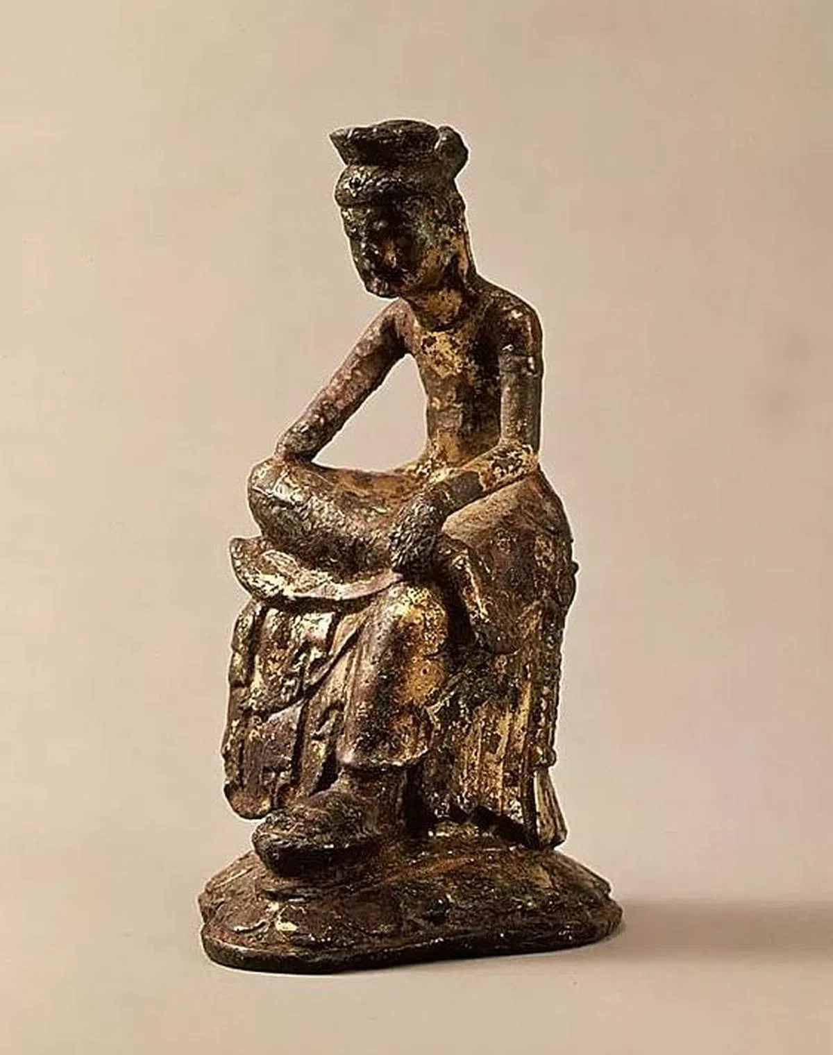 “高句丽半迦思惟像”被视为历史最悠久的半迦思维像。（取自互联网）