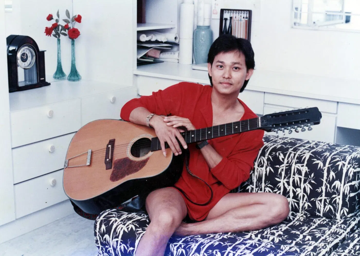 年轻时期的段伟明，在《边缘少年》和《咖啡乌》里的角色让人留下印象。