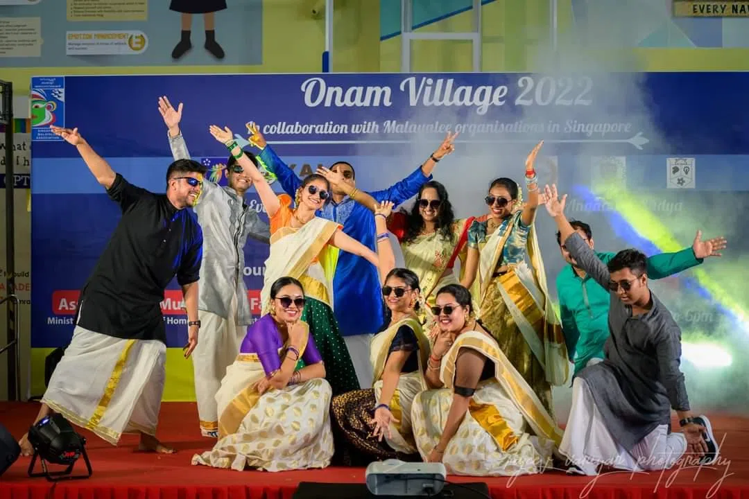 阿蒂拉通过新加坡马拉雅里协会青年部，以表演等方式推广自身文化，也结识更多志同道合的同族青年。（受访者提供）