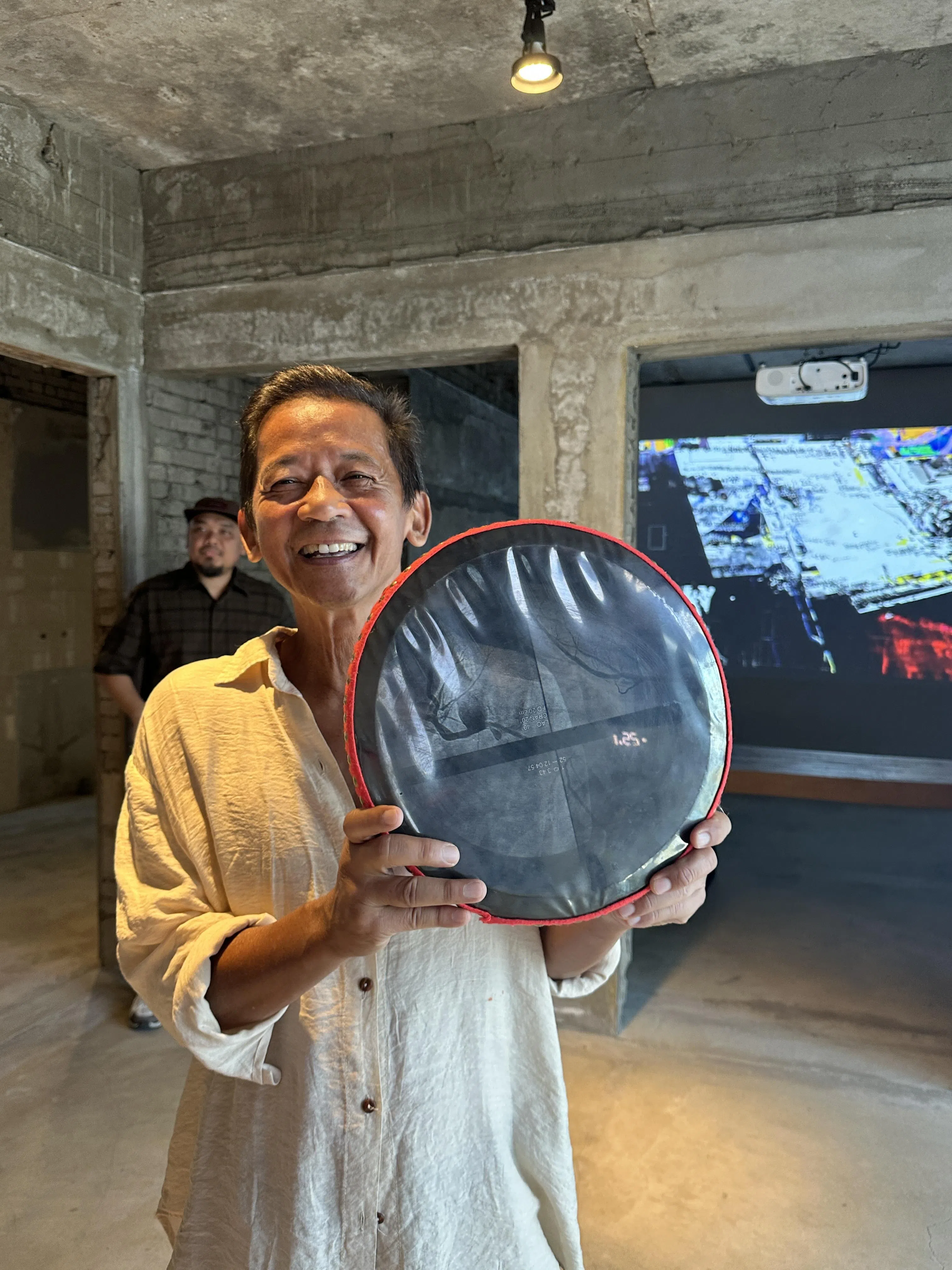 游走于马来西亚与丹麦的策展人兼艺术家阿米尔·扎伊诺林认为国家馆概念已不合时宜。（黄向京摄）