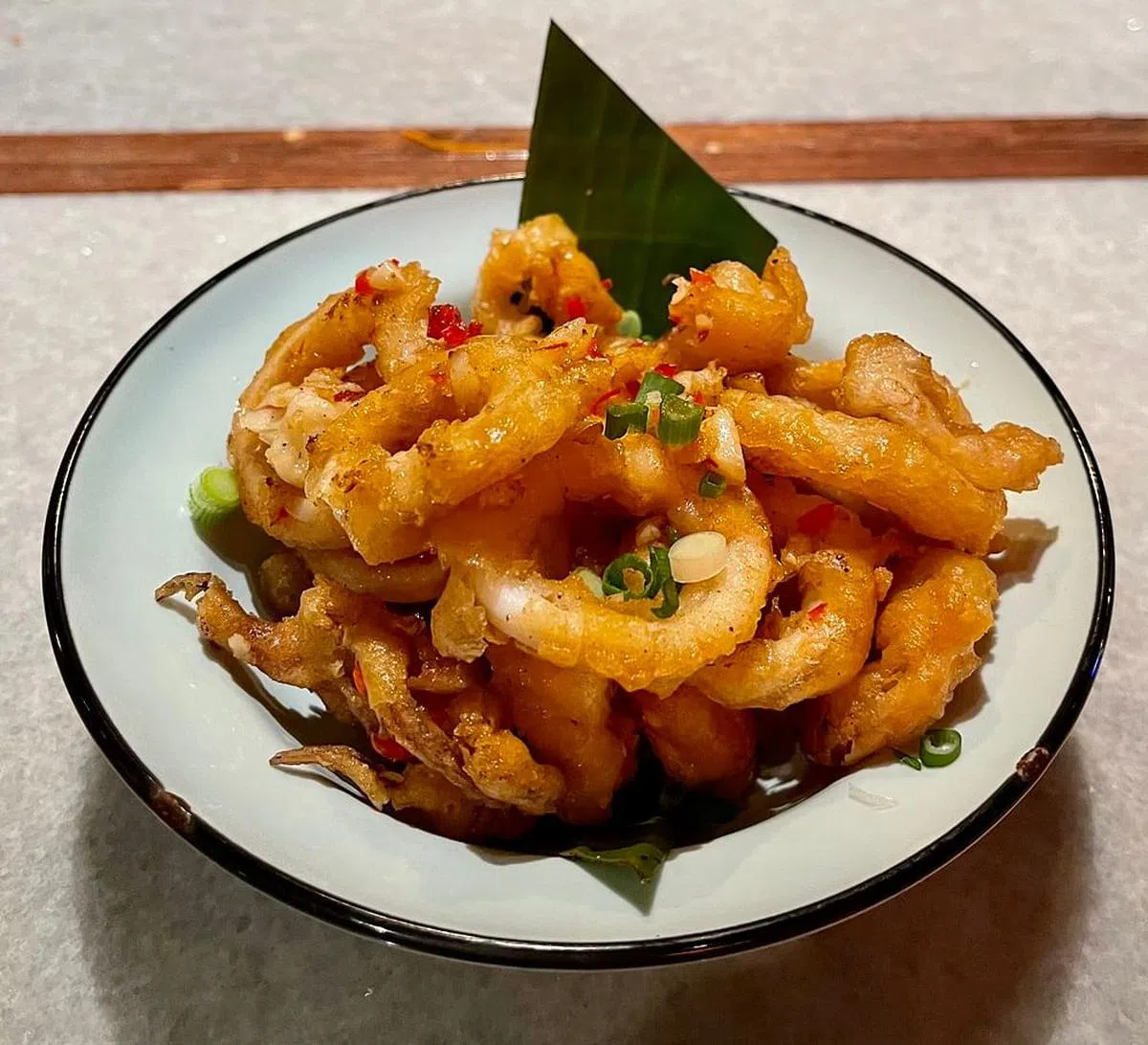 Yum Sing!售卖的炸鱿鱼圈 。（档案照）