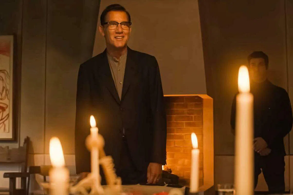 克莱夫欧文饰演的科技富豪将全球顶尖人物聚集到冰岛豪宅，引发连串命案。（互联网）