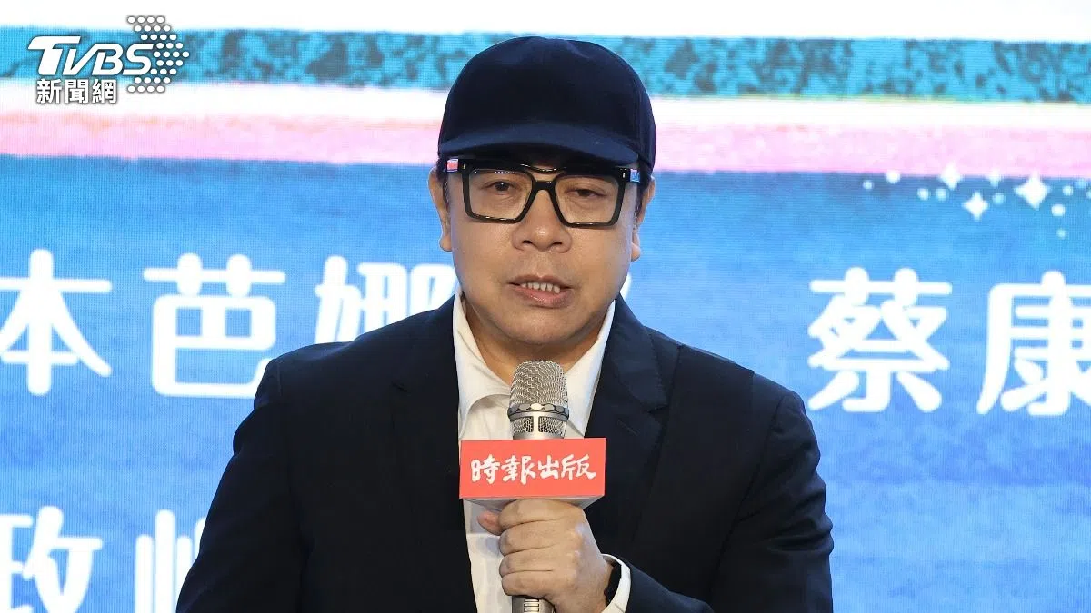 蔡康永出席新书对谈会，几度难过得无法言语。（TVBS新闻网）