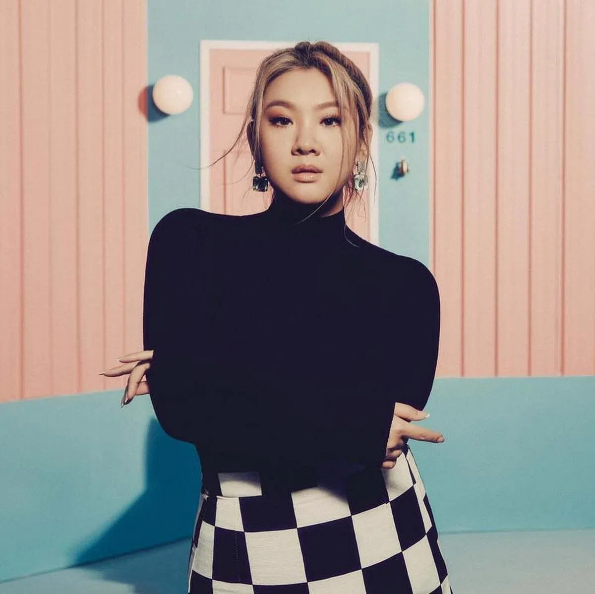 现在的郑欣宜已放下对减肥的执念，专注在自己热爱的音乐事业上。（图/面簿）