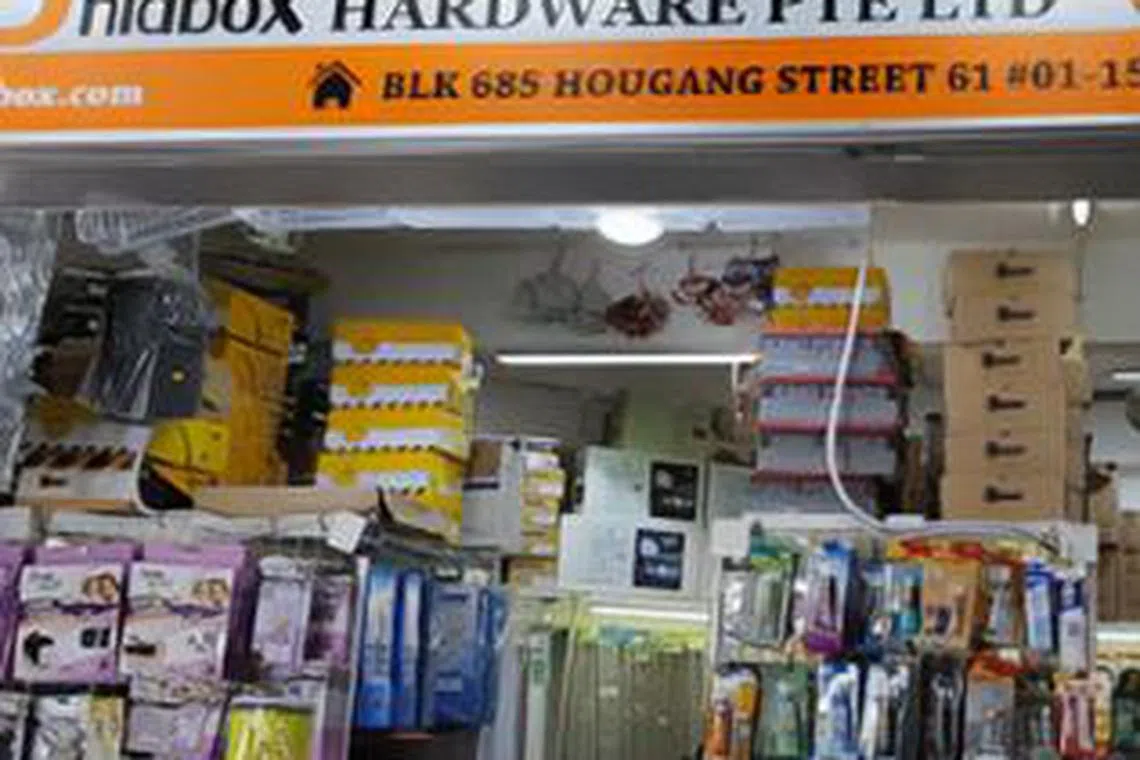 优立五金新引进一个电动工具品牌，但该品牌在销售上面临困境。培训项目不仅让它得到品牌方赞助，网店销量也大大提升。（全国商联总会提供）