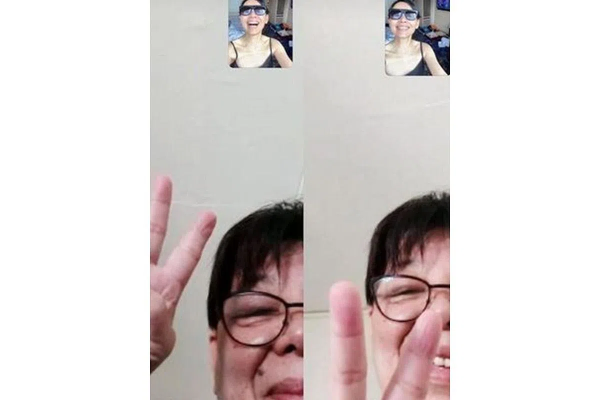 欧菁仙入住防疫酒店后，跟开心的母亲视讯，两人三周后才能团聚。（图片取自IG）