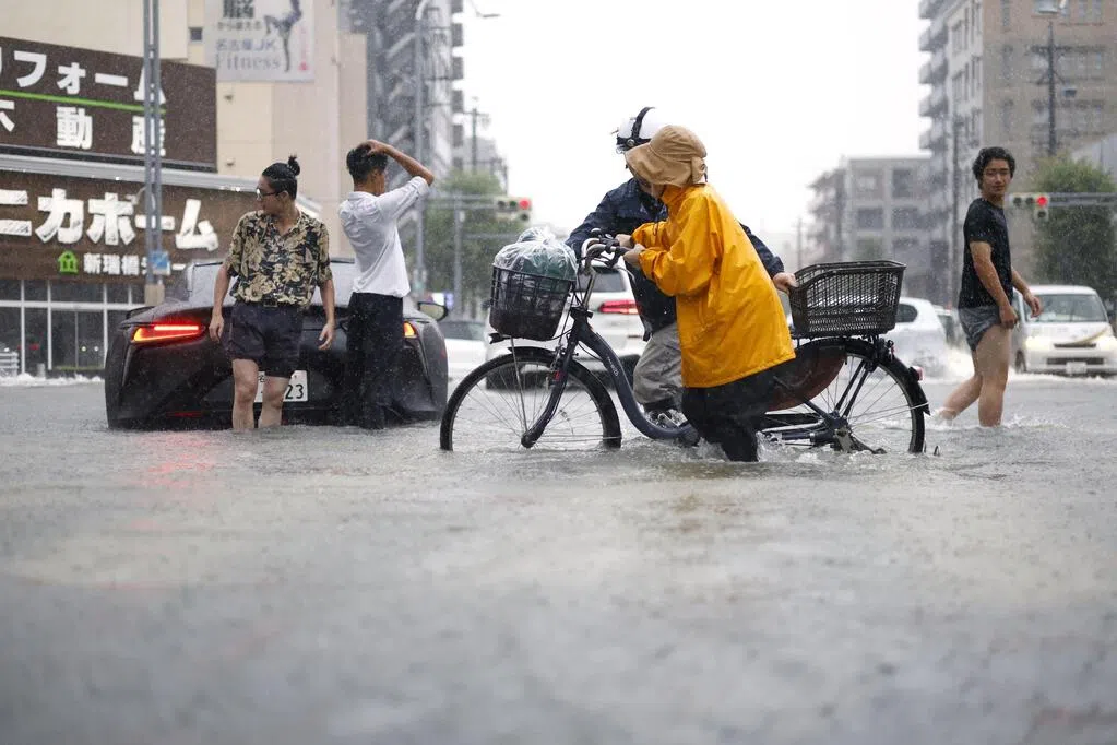 日本大范围强降雨料持续至10日 促民众警惕灾害