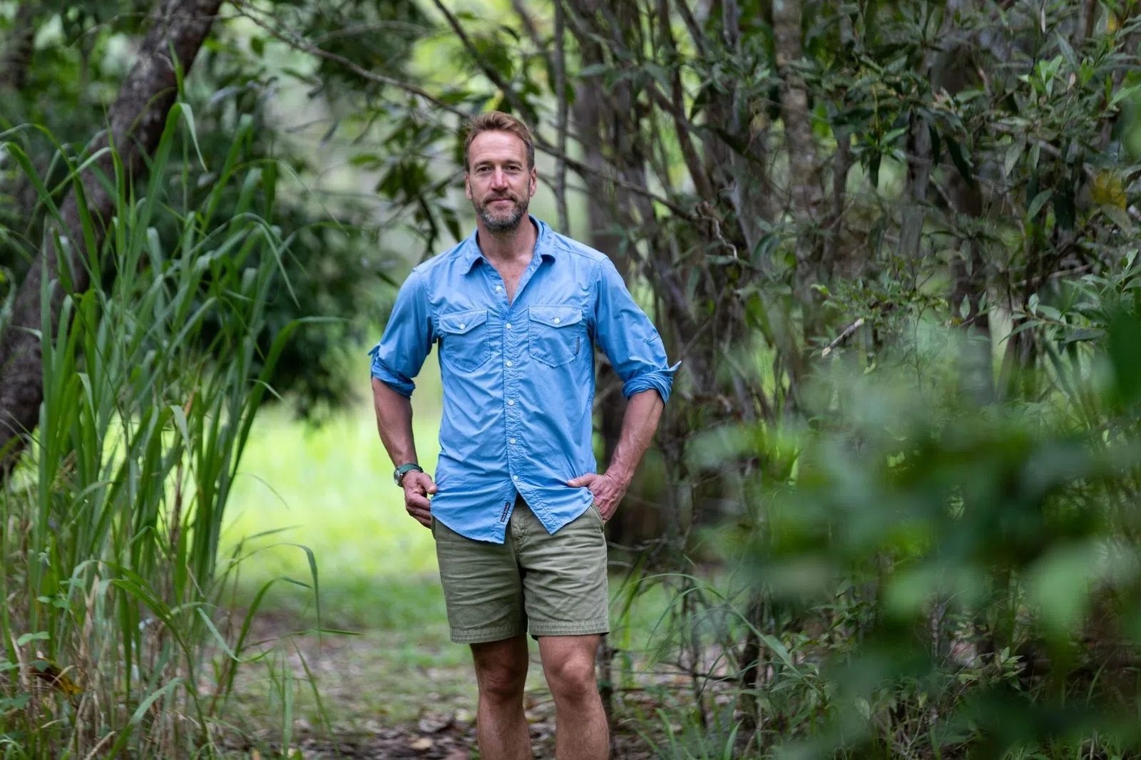 探险家班弗格尔与在一些最荒凉地方安家的家庭见面。（星和提供）