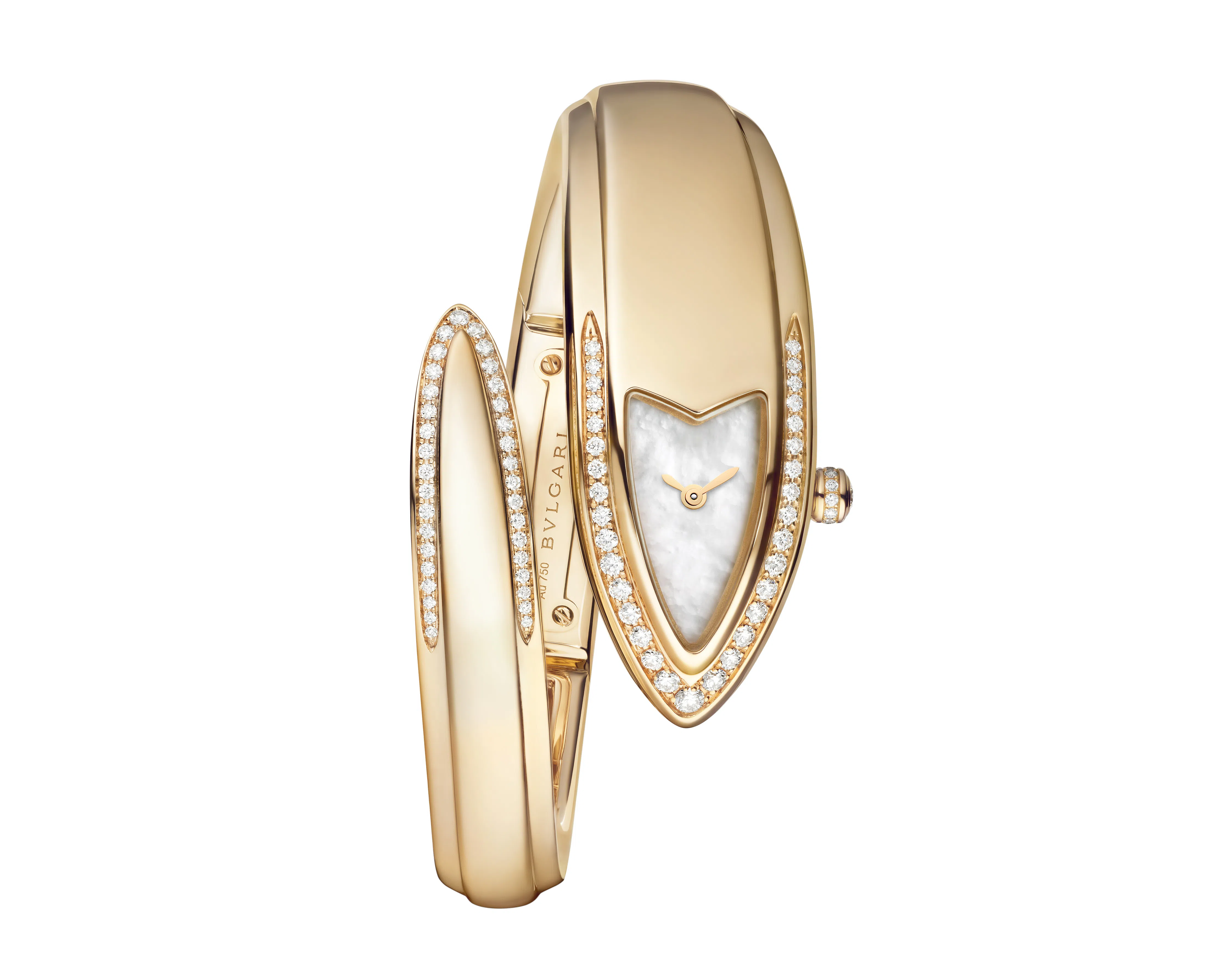 Serpenti Aeterna系列首次推出黄色18K金款，以灿若骄阳金属材质凸显腕表造型与魅力。（宝格丽提供）