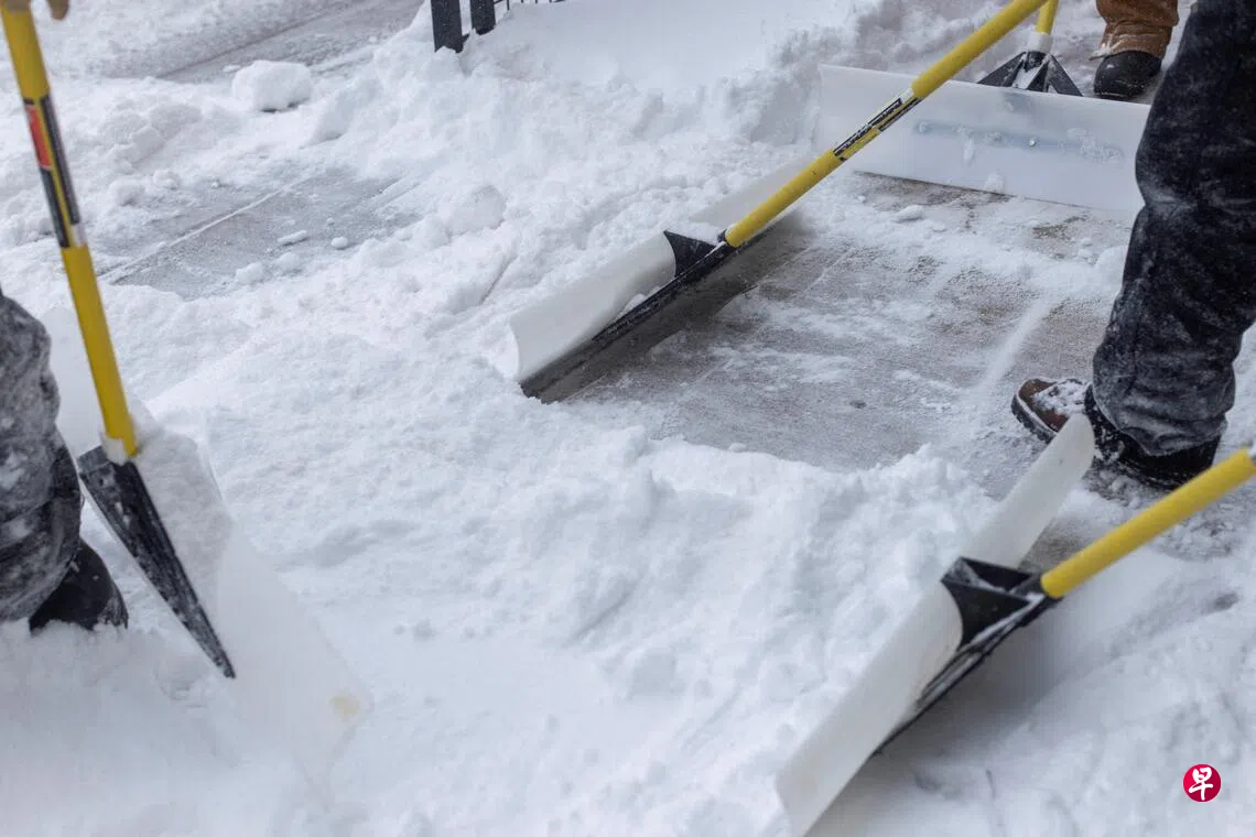 美国十几个州宣布进入紧急状态应对冬季风暴| 联合早报