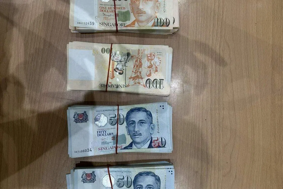 当局没有透露女子携带多少现金，仅说款项超过2万元。（取自移民与关卡局脸书）