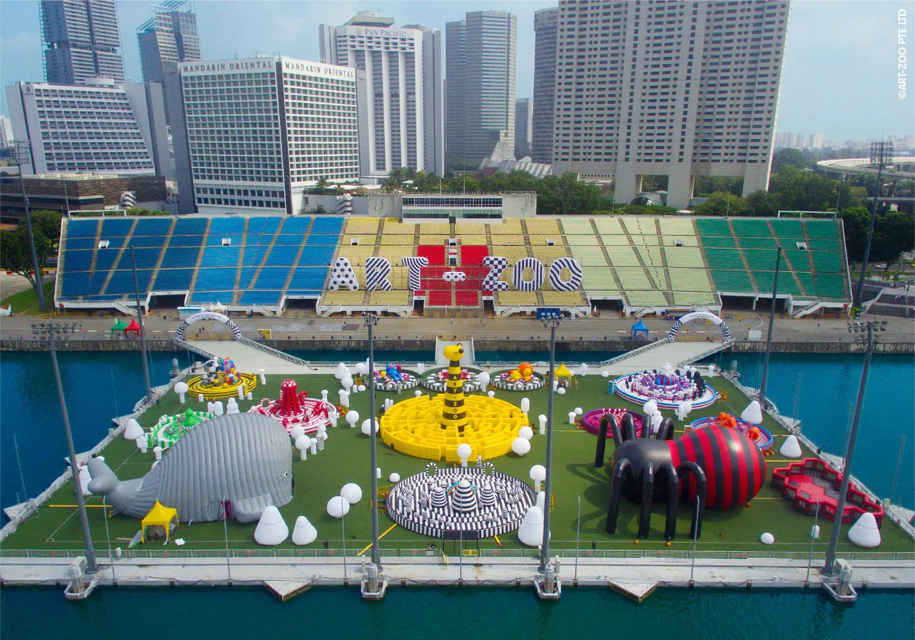 2017年在滨海湾浮动舞台搭建的Art-Zoo。（取自Art-Zoo官网）