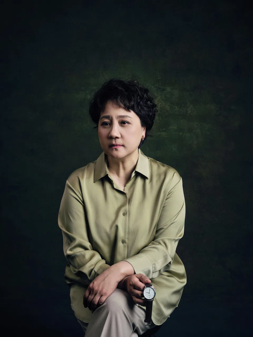 中国国家一级演员田水说，安娜这个角色总在纠结，有一定难度，把握其中的分寸感非常重要。（滨海艺术中心提供）