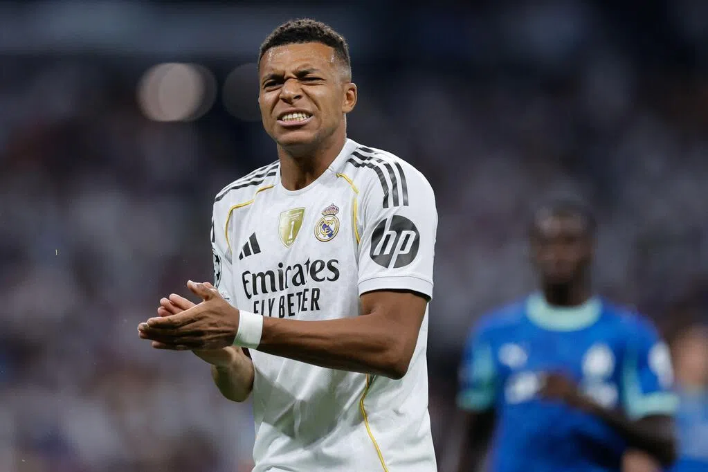 皇马球星姆巴佩膝盖扭伤 料缺席至少三周