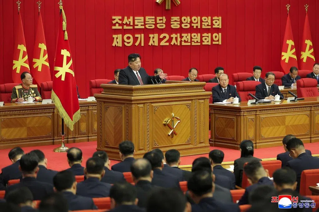 朝鲜劳动党九届二中全会 金正恩强调加强核武